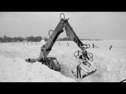 Katastrophenwinter im Erzgebirge 1970 #Erzgebirge #DDR #Deutschland #Winter